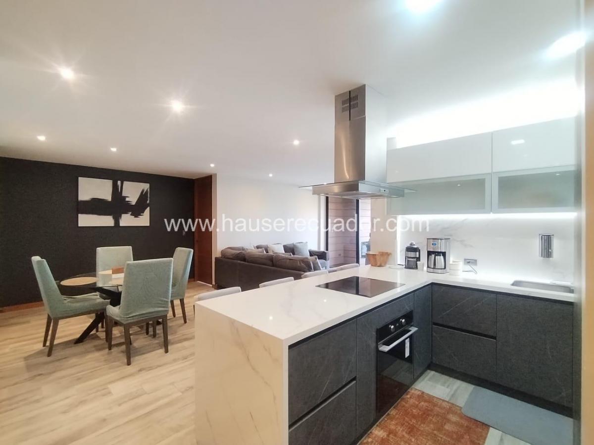 Departamento en Venta / 2 Habitaciones / Dentro de Conjunto - Sector San Juan de Cumbayá — imagen 10