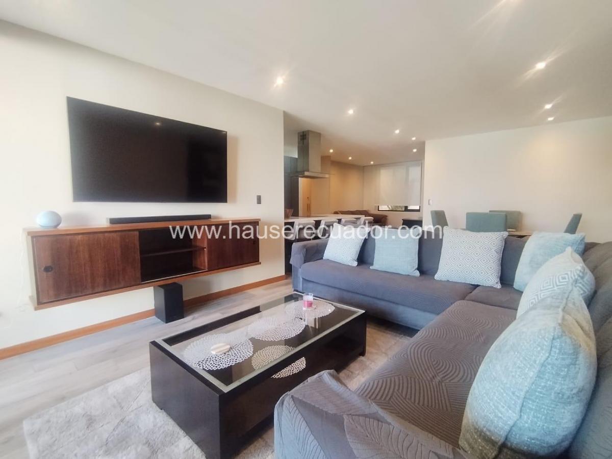 Departamento en Venta / 2 Habitaciones / Dentro de Conjunto - Sector San Juan de Cumbayá — imagen 9