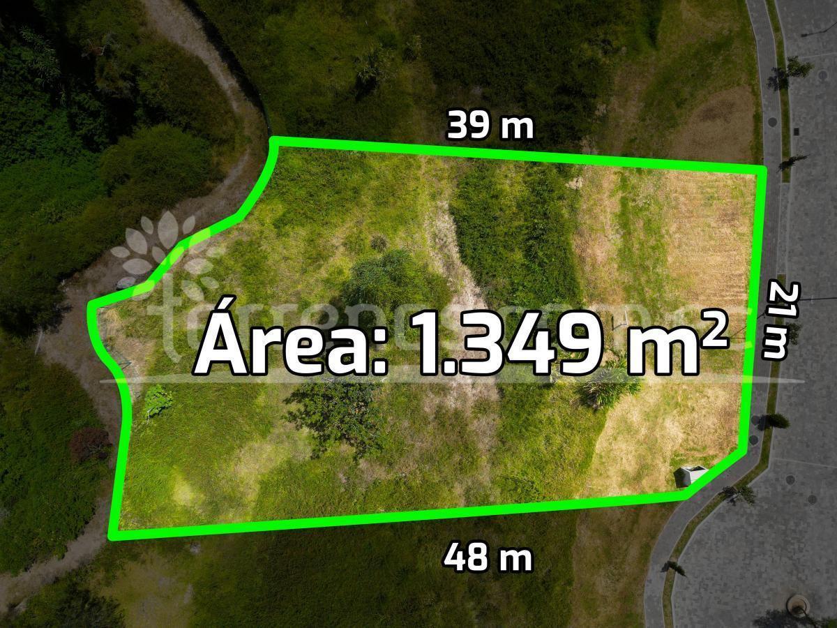 Terrenos de Venta en Tumbaco 1.242 m² Urbanización Rikuna Gardens, Ruta Viva. Provincia de Pichincha — imagen 4