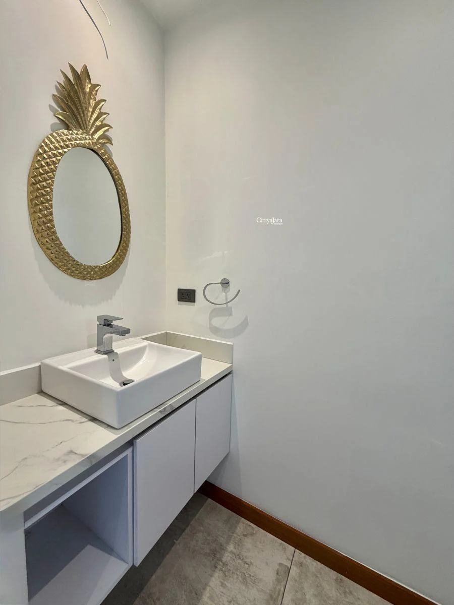 Departamento en Venta, Cumbayá, 2 Dorm., Vista, Terraza, Sala Estar, Piscina — imagen 7