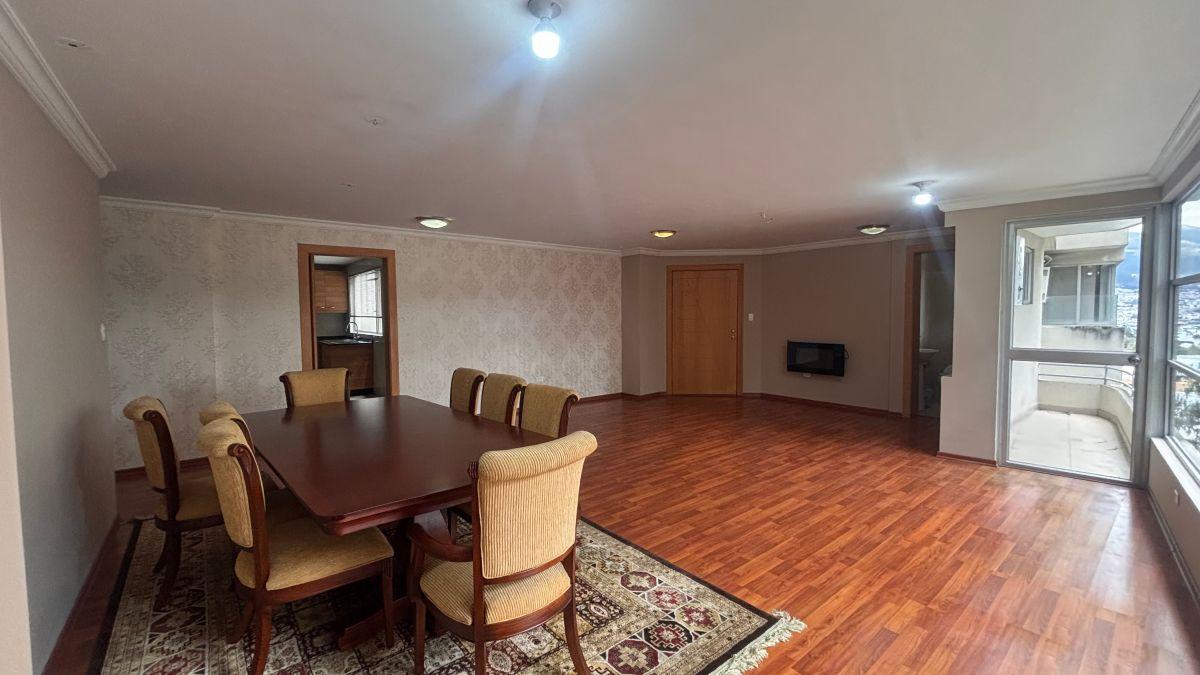 Departamento de Venta de 135 m en El Sector de La Granados — imagen 8