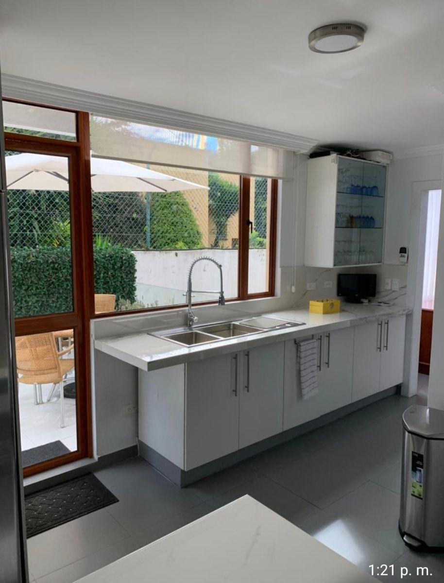 Vendo Departamento en Conjunto Privado - Sector Cumbayá — imagen 10