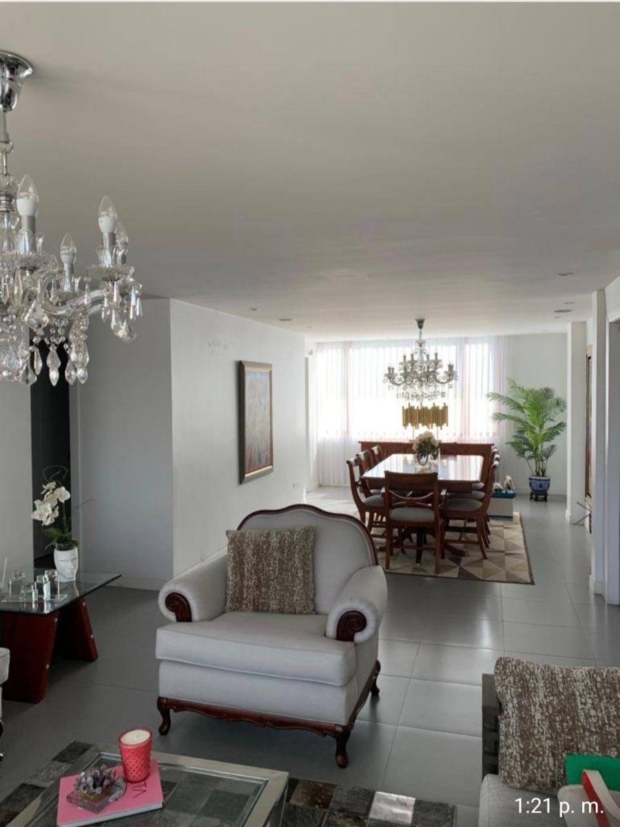 Vendo Departamento en Conjunto Privado - Sector Cumbayá — imagen 8