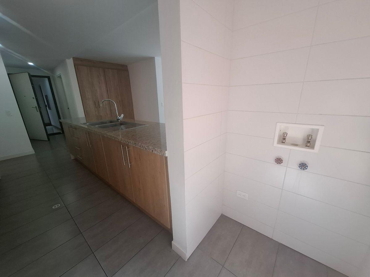 Vendo Moderno Departamento con Balcón - Sector Bellavista Baja — imagen 7