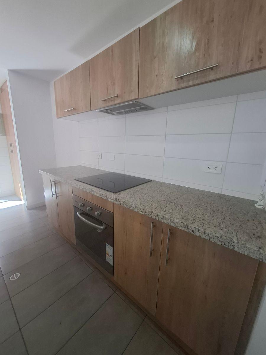 Vendo Moderno Departamento con Balcón - Sector Bellavista Baja — imagen 6