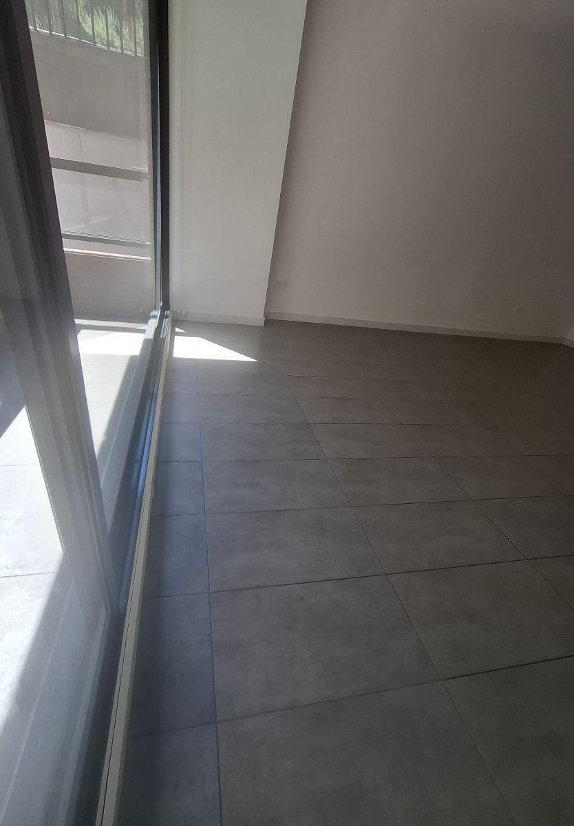 Vendo Moderno Departamento con Balcón - Sector Bellavista Baja — imagen 4