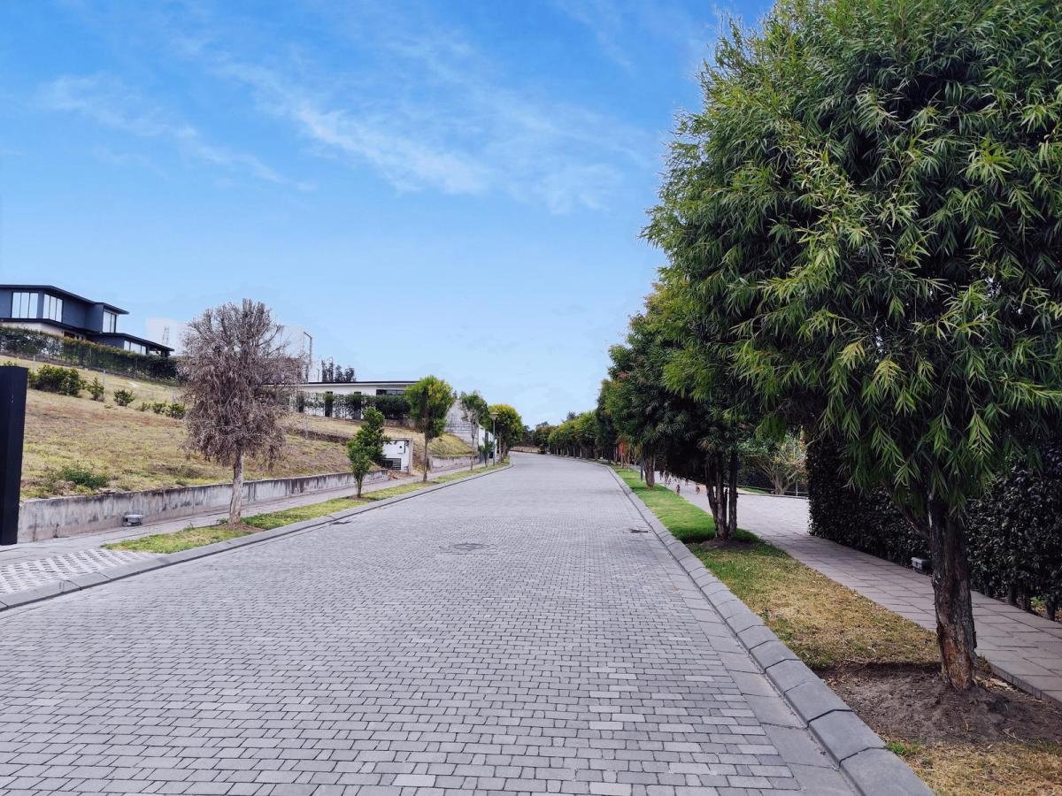 Venta de Terreno Bifamiliar de 1010 Mtrs en Puembo, en Urbanización, por El Rincón de Puembo — imagen 3