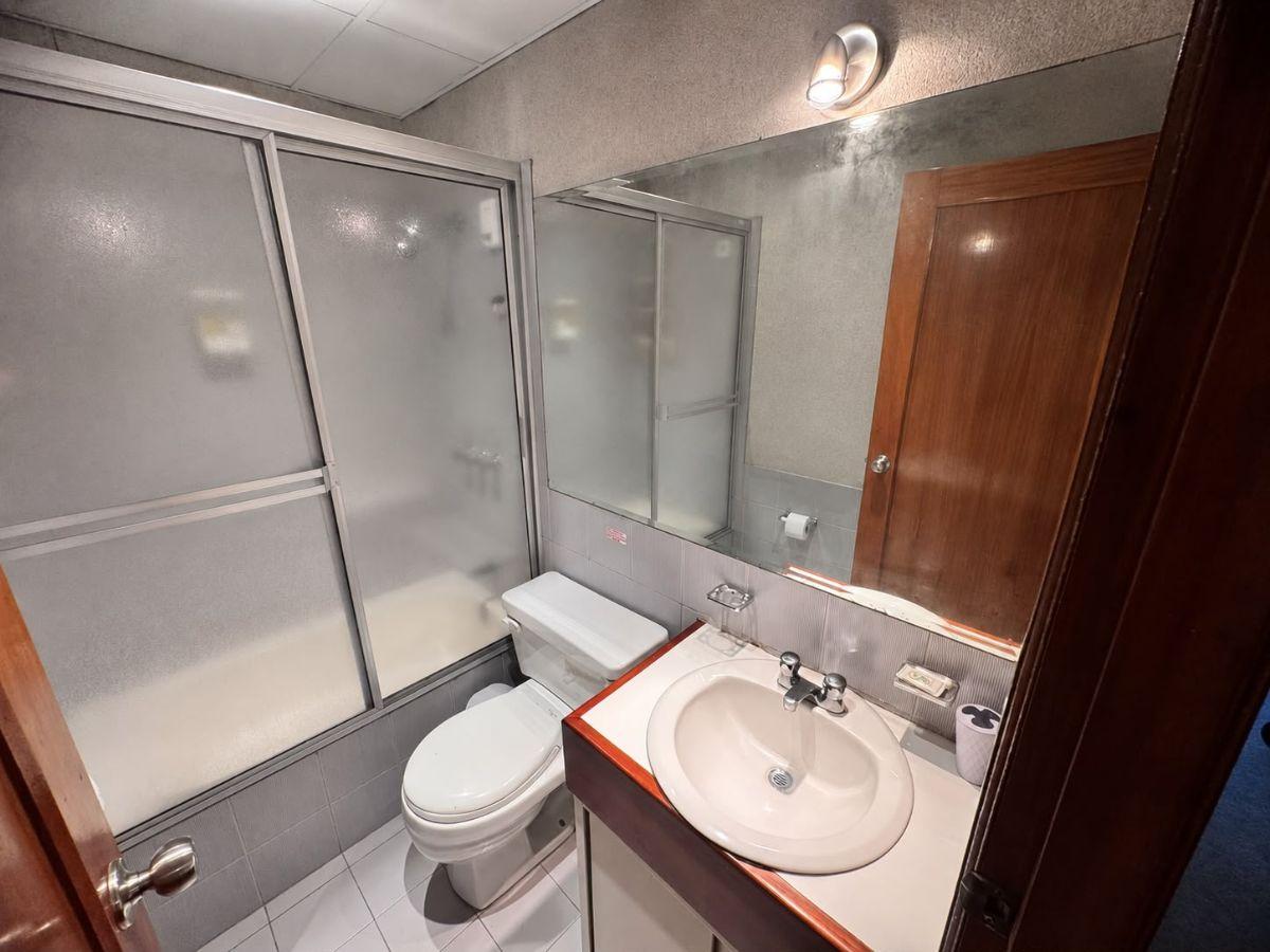 Departamento en Venta Sector República del Salvador — imagen 3