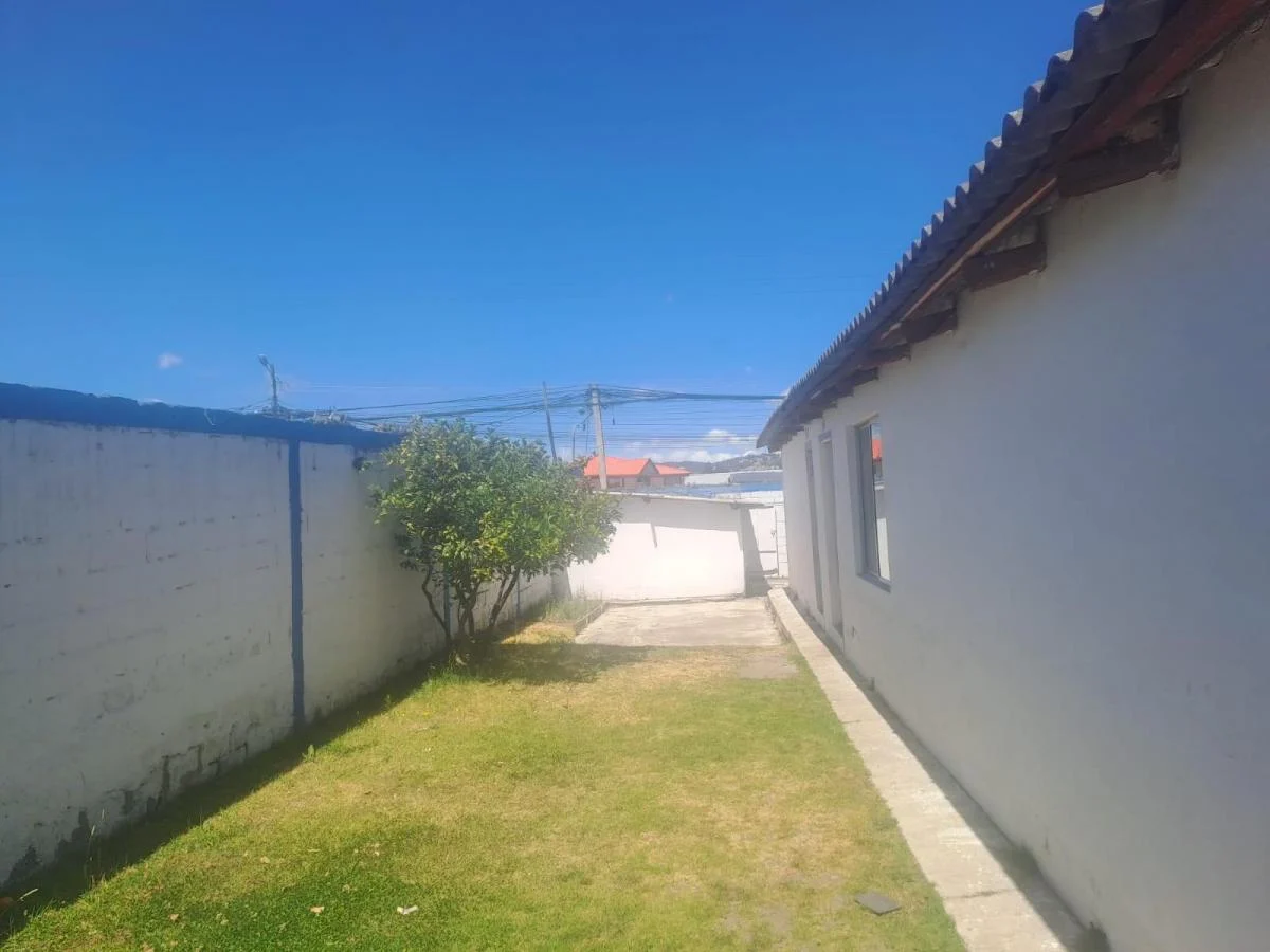 Terreno en Calderón 3400 m² — imagen 2