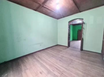 Casa en Venta de 2 Pisos con Patio Interno en El Centro Historico de Quito — imagen 4