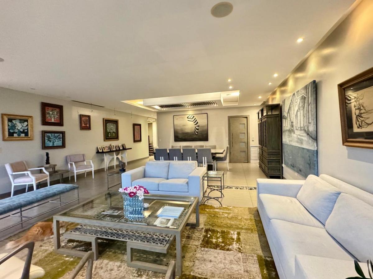 Departamento 550 m² Al Río 6 Cuartos 5.5 Baños 4 Parqueos, Guayas — imagen 10