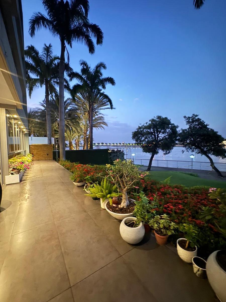 Departamento 550 m² Al Río 6 Cuartos 5.5 Baños 4 Parqueos, Guayas — imagen 3