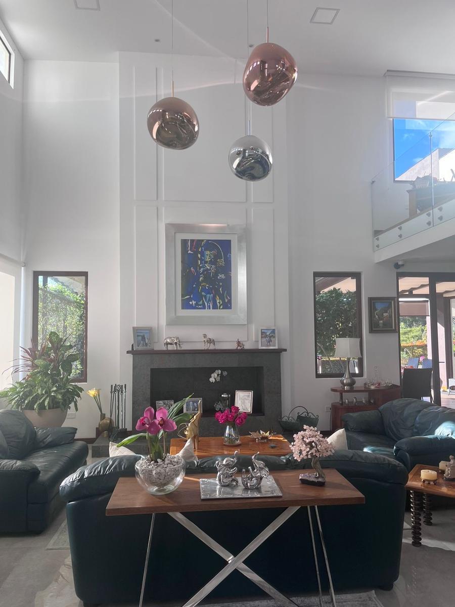 Venta Hermosa Casa Acabados de Lujo La Ceramica Tumbaco — imagen 6