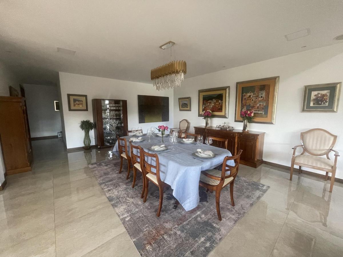 Venta Hermosa Casa Acabados de Lujo La Ceramica Tumbaco — imagen 3