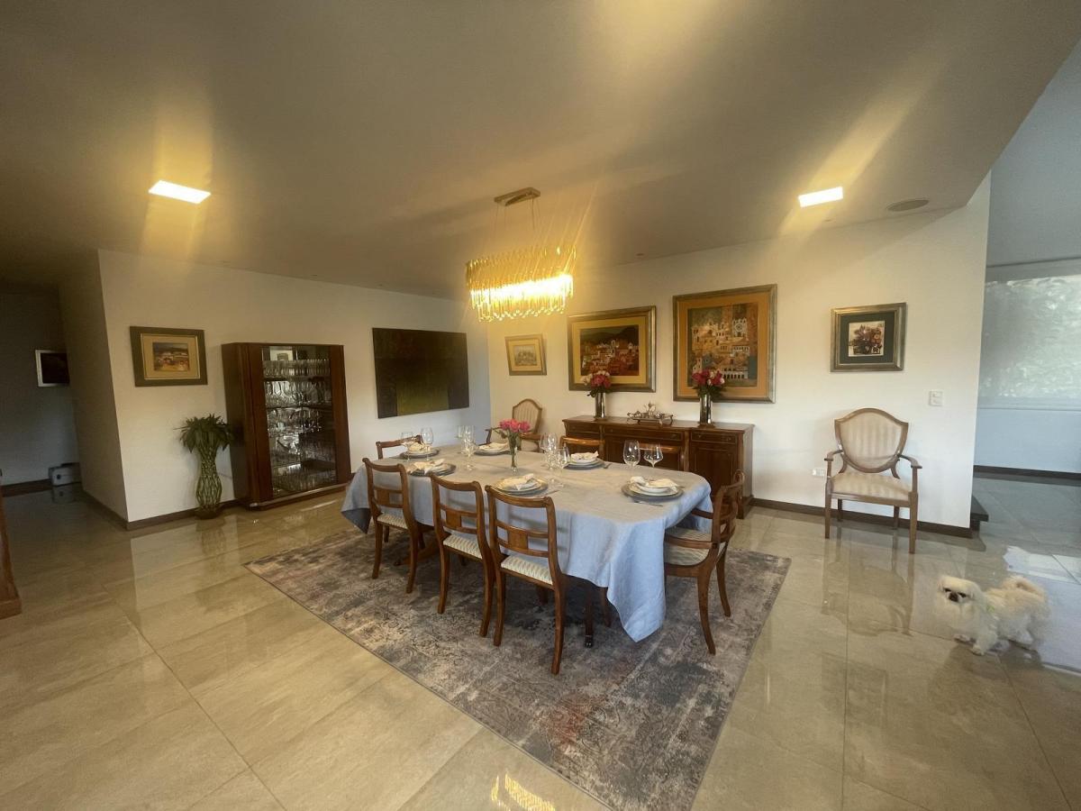 Venta Hermosa Casa Acabados de Lujo La Ceramica Tumbaco — imagen 2