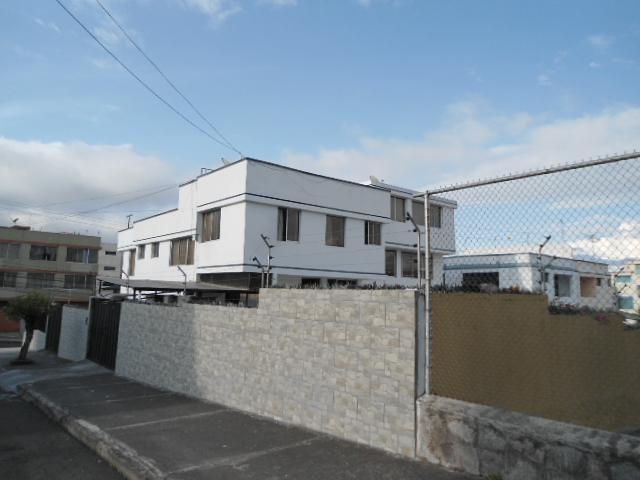 Venta Casa Rentera 747 m², 4 Departamentos Sector El Condado — imagen 10