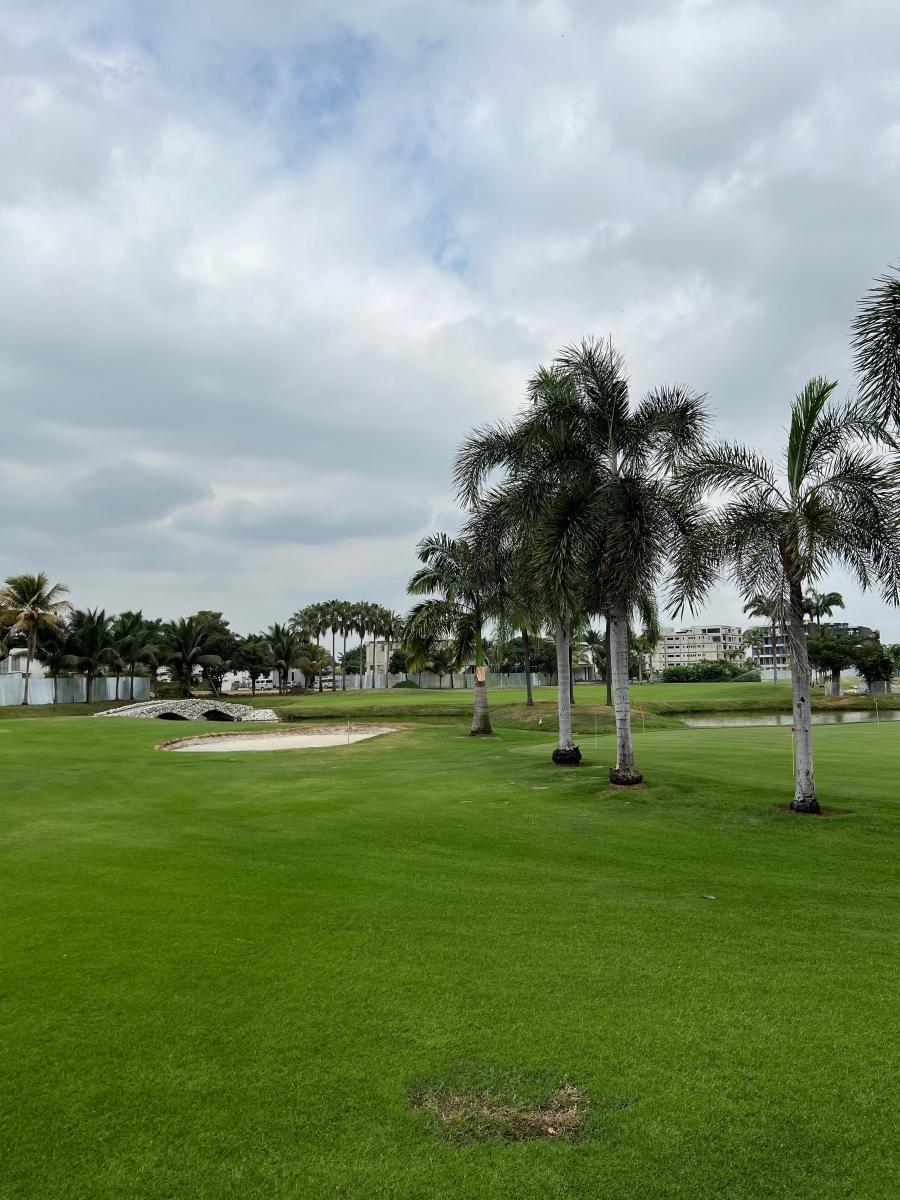 Mocoli Golf Club Se Vende o Alquila Precioso Departamento con Cuatro Dorm. y Patio, Guayas — imagen 10