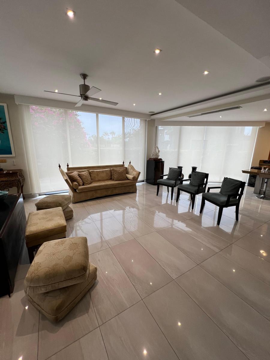 Mocoli Golf Club Se Vende o Alquila Precioso Departamento con Cuatro Dorm. y Patio, Guayas — imagen 2