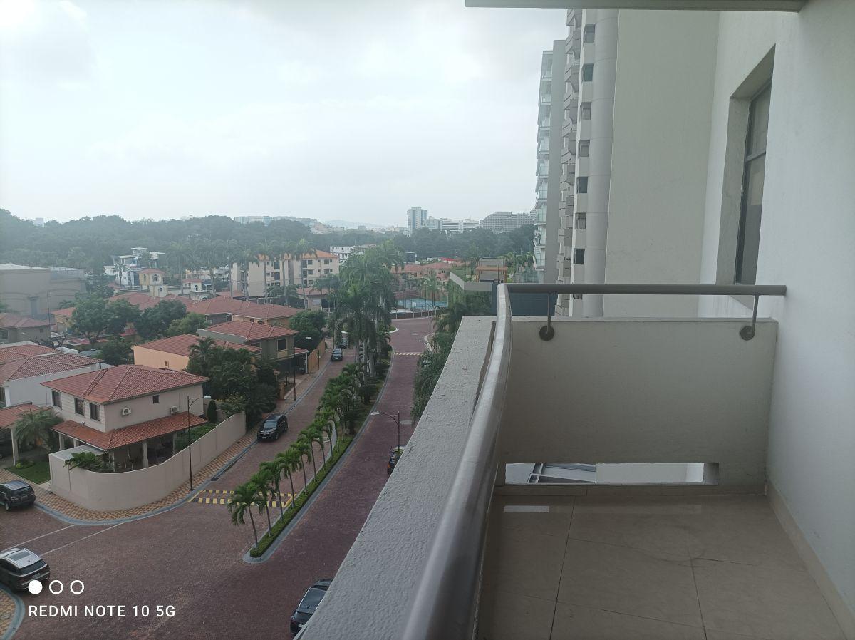 Urbanización Ciudad Colón Vendo Dpto 2 Dorm. Balcón Vista, Ascensor, Piscina. Precio Especial, Guayas — imagen 5