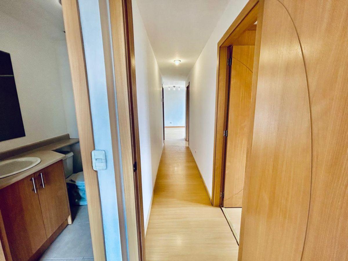 Departamento en Venta 3 Habitaciones 2 Parqueaderos en La 6 de Diciembre y de Los Fresnos — imagen 7