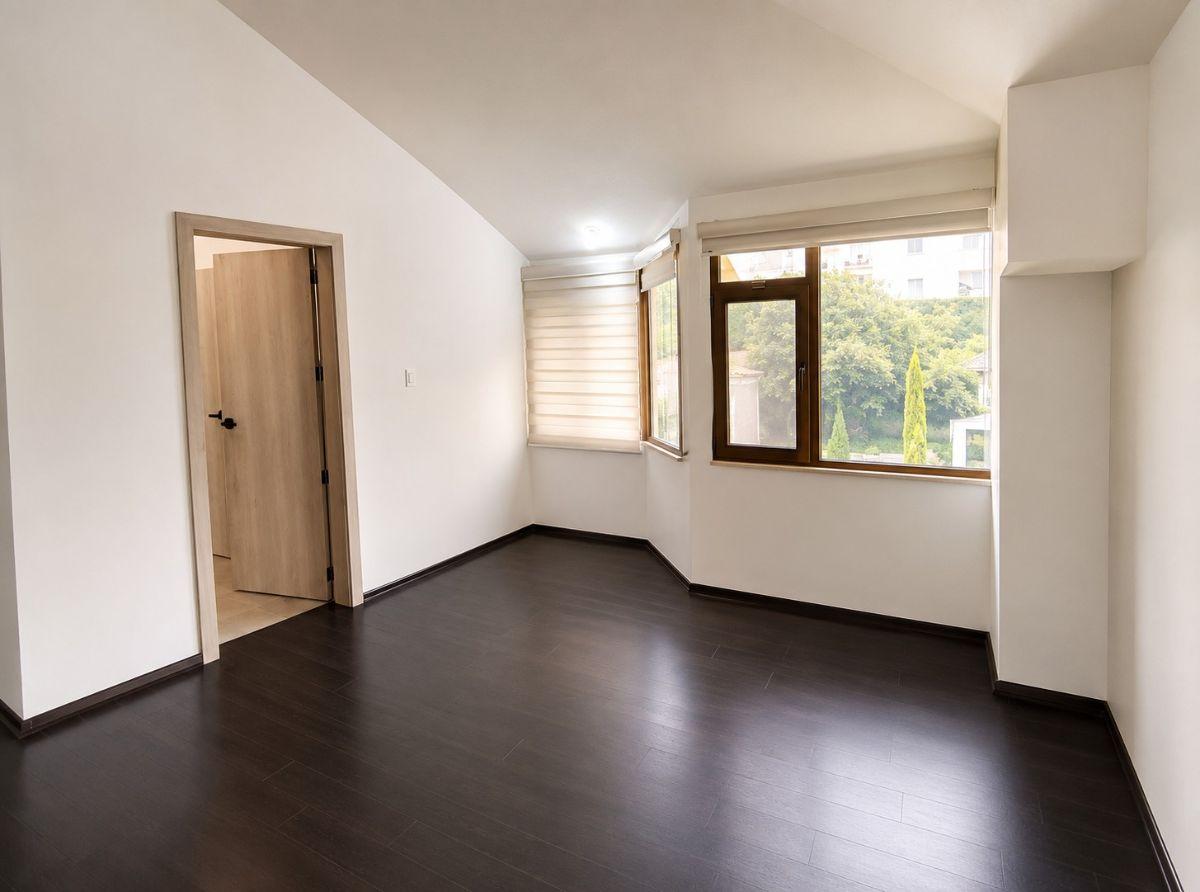 Casa No Asdsada con Jardin y Piscina — imagen 2