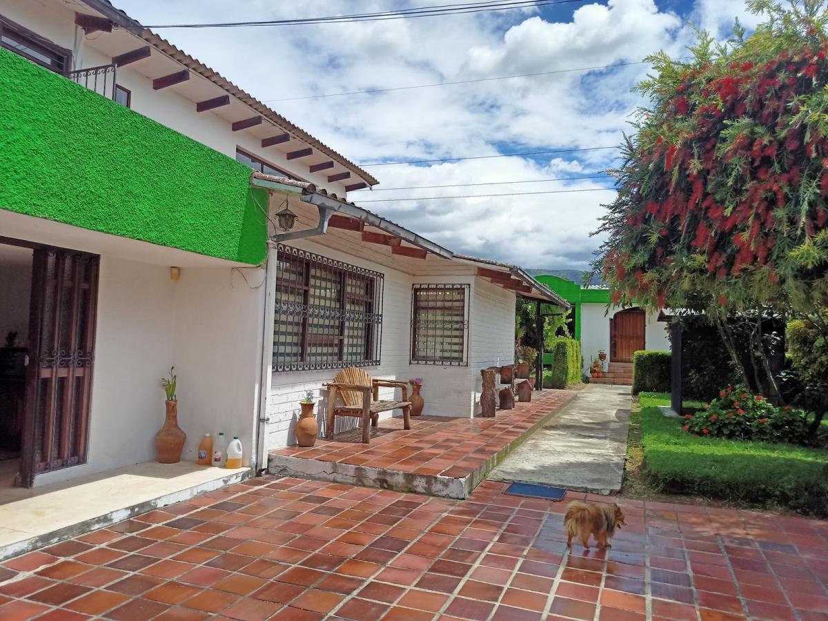 Conocoto Terreno en Venta Cerca de La Av Ilalo. Cos en Pb 50%, 3 Pisos — imagen 4