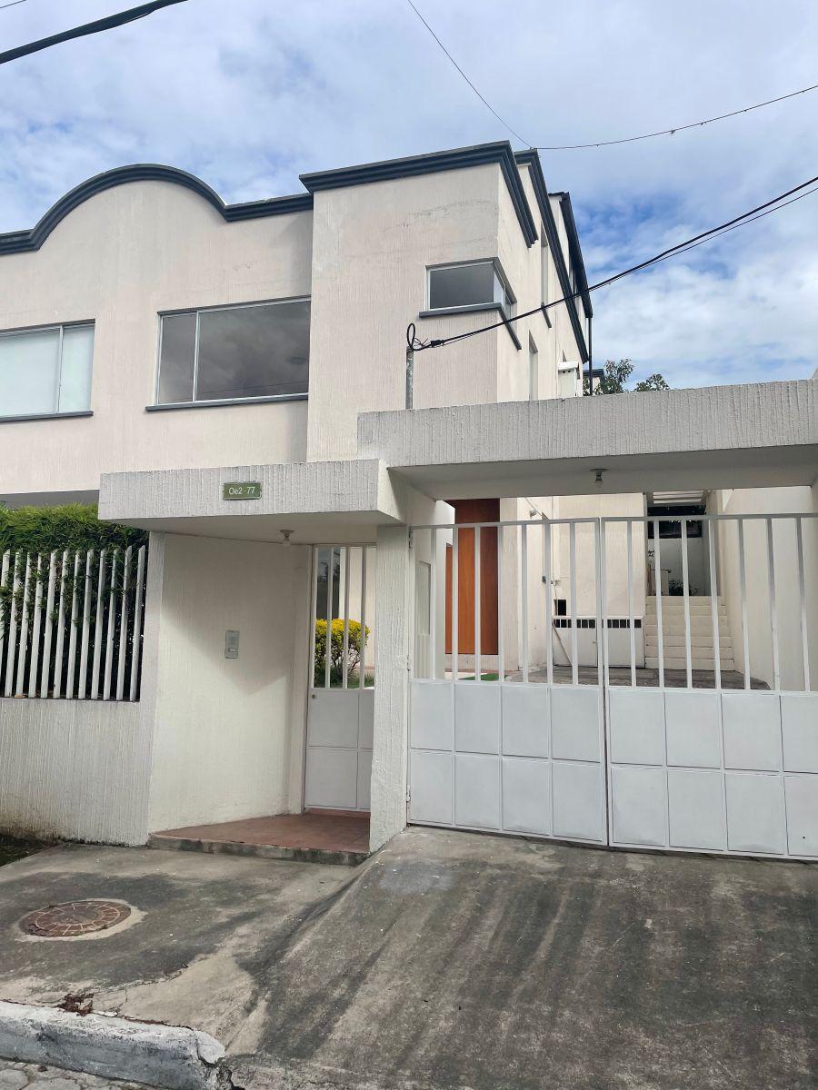 Casa en Venta en Cumbaya en Urbanización, Sector Colegio Aleman — imagen 4