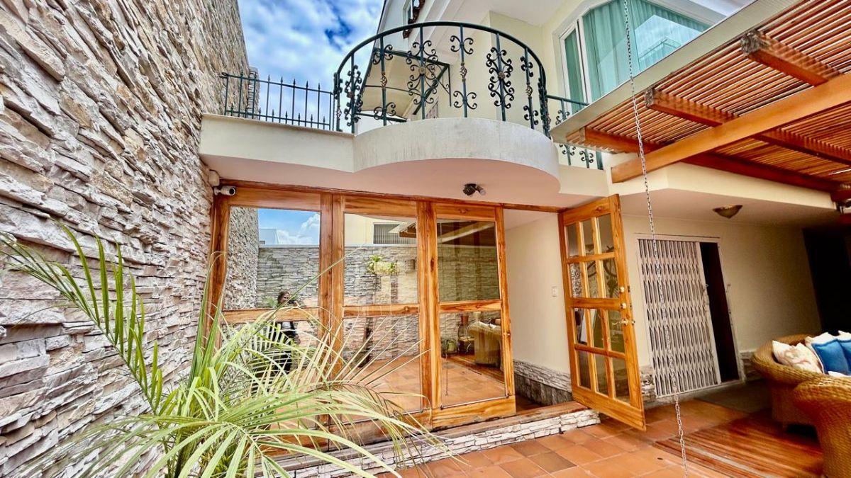 Casa en El Norte de Quito en Urbanización Cerrada Cerca de La Embajada Americana — imagen 10