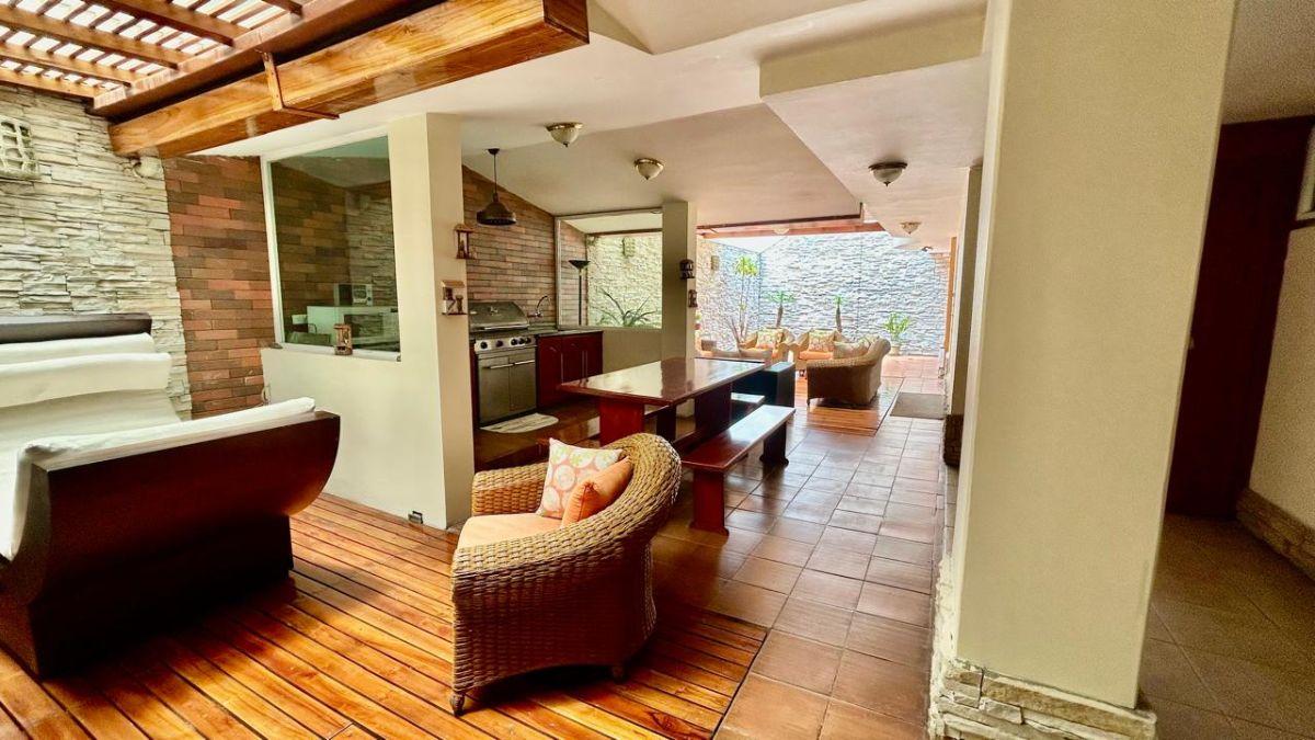 Casa en El Norte de Quito en Urbanización Cerrada Cerca de La Embajada Americana — imagen 4