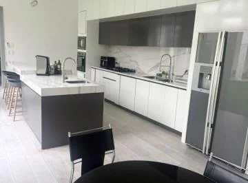Casa con 5 Habitaciones en Venta en Plaza Lagos 823 m² Terreno, Guayas — imagen 3