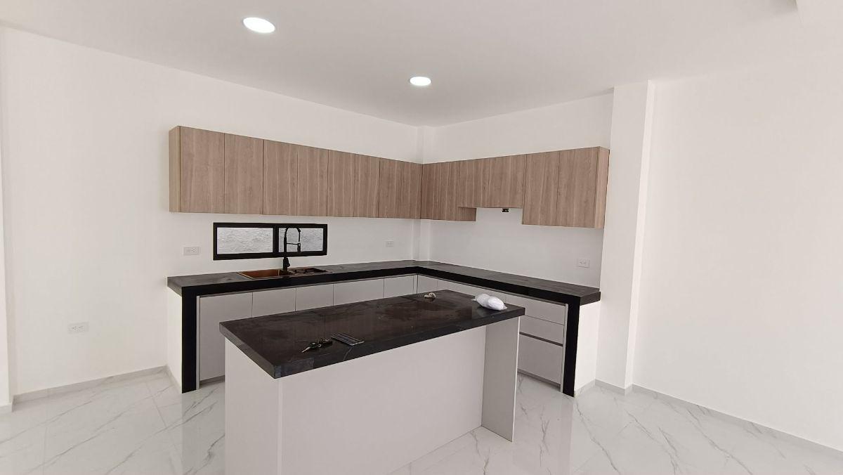 Vendo de Estreno Hermosa Casa de 2 Pisos en San Lorenzo Salinas — imagen 7