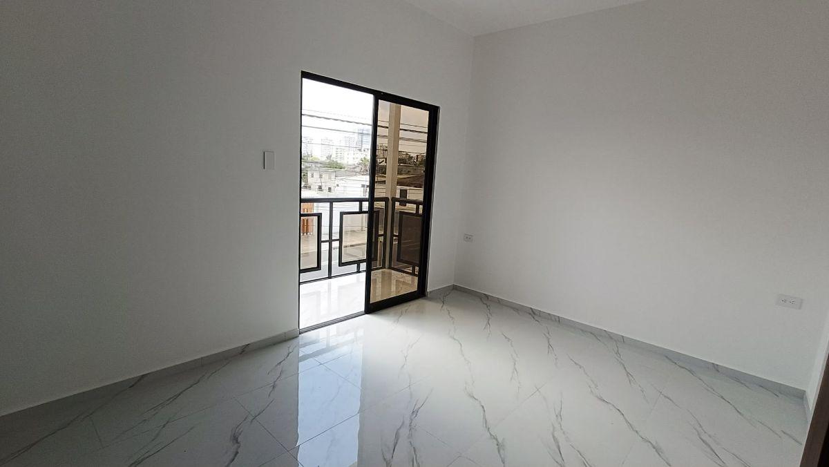 Vendo de Estreno Hermosa Casa de 2 Pisos en San Lorenzo Salinas — imagen 5