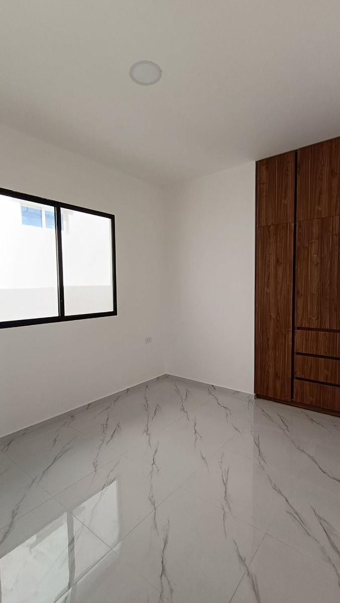 Vendo de Estreno Hermosa Casa de 2 Pisos en San Lorenzo Salinas — imagen 2