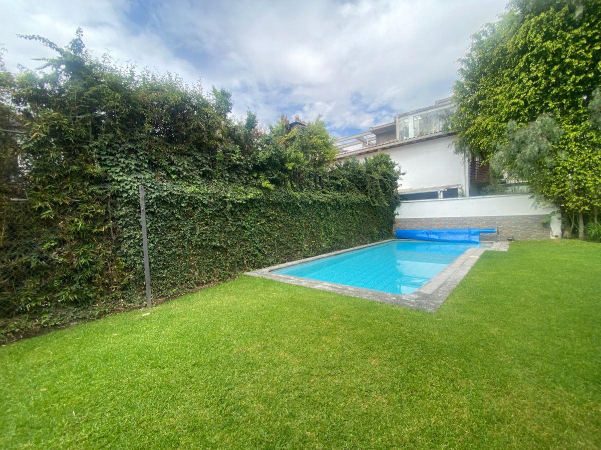 Casa de Venta Dentro de Urbanización San Patricio, 4 Dorm. - 400 m², Piscina - Cumbayá — imagen 5