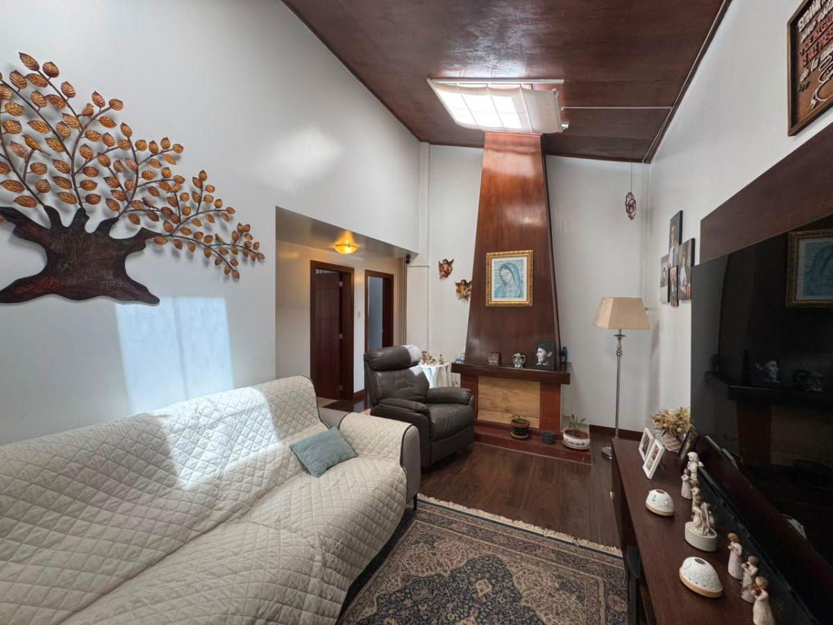 Vendo Una Casa Linda Incluida Una Suite a un Solo Nivel con un Terreno Grande Sector Tumbaco — imagen 3