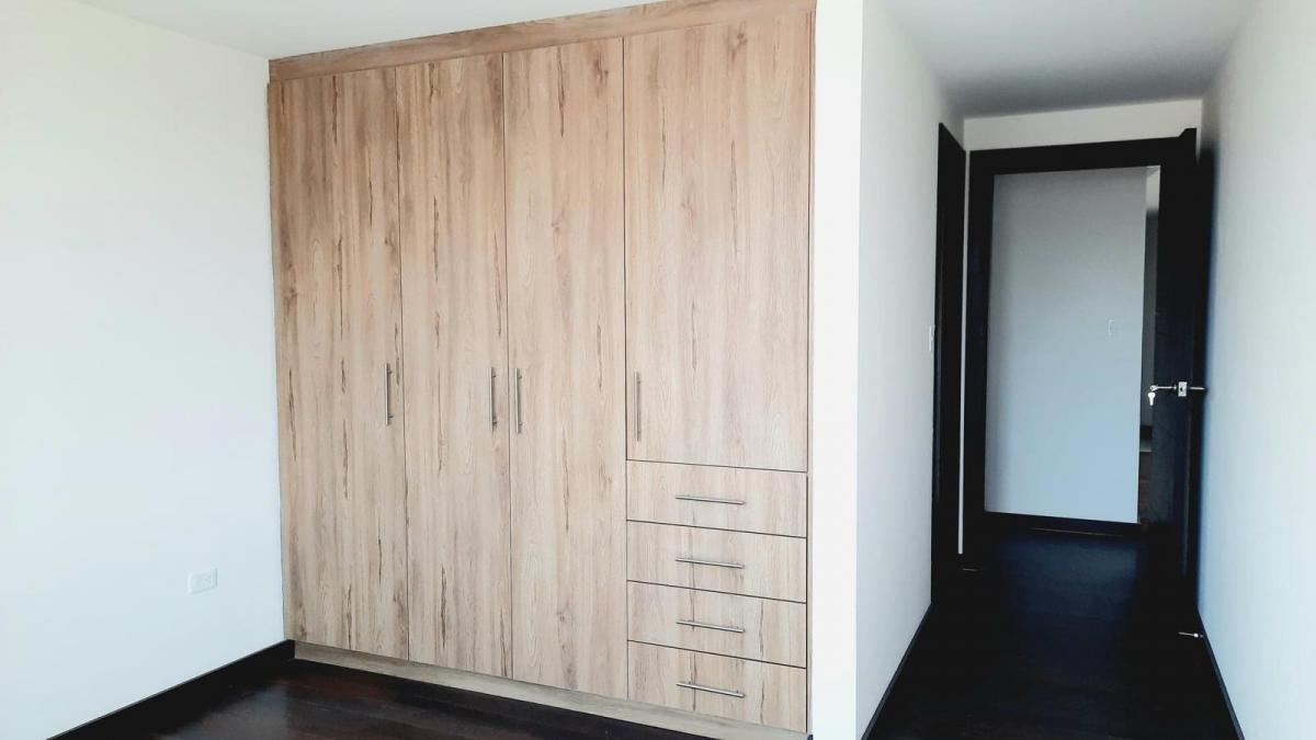 Departamento en Venta Urbanización El Condado 3 Dorm. — imagen 4