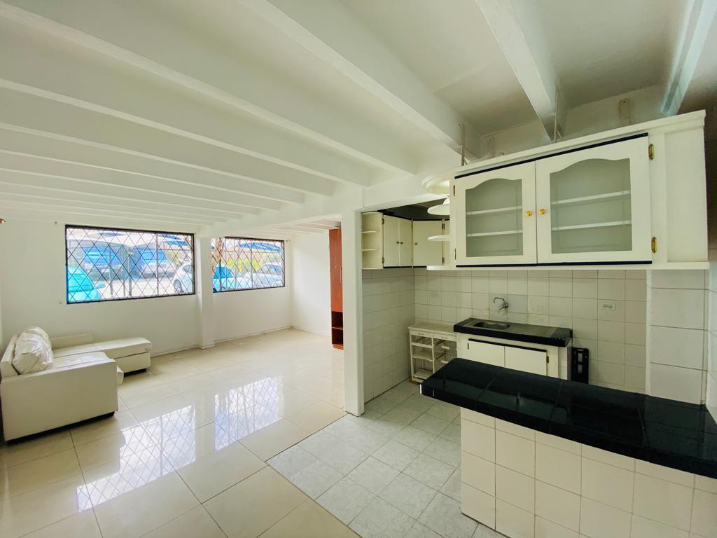 Ponceano Alto - Marisol $35.000 No Parqueadero, 2 Dorm, Cerca a Supermaxi Real Audiencia — imagen 6