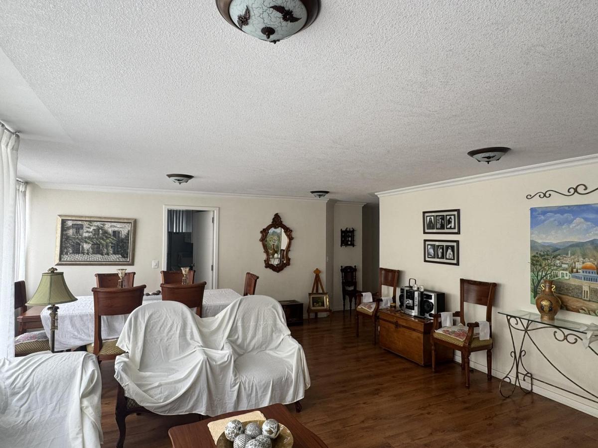 Venta Departamento de 3 Dorm. en La Urbanización El Condado - Quito — imagen 10