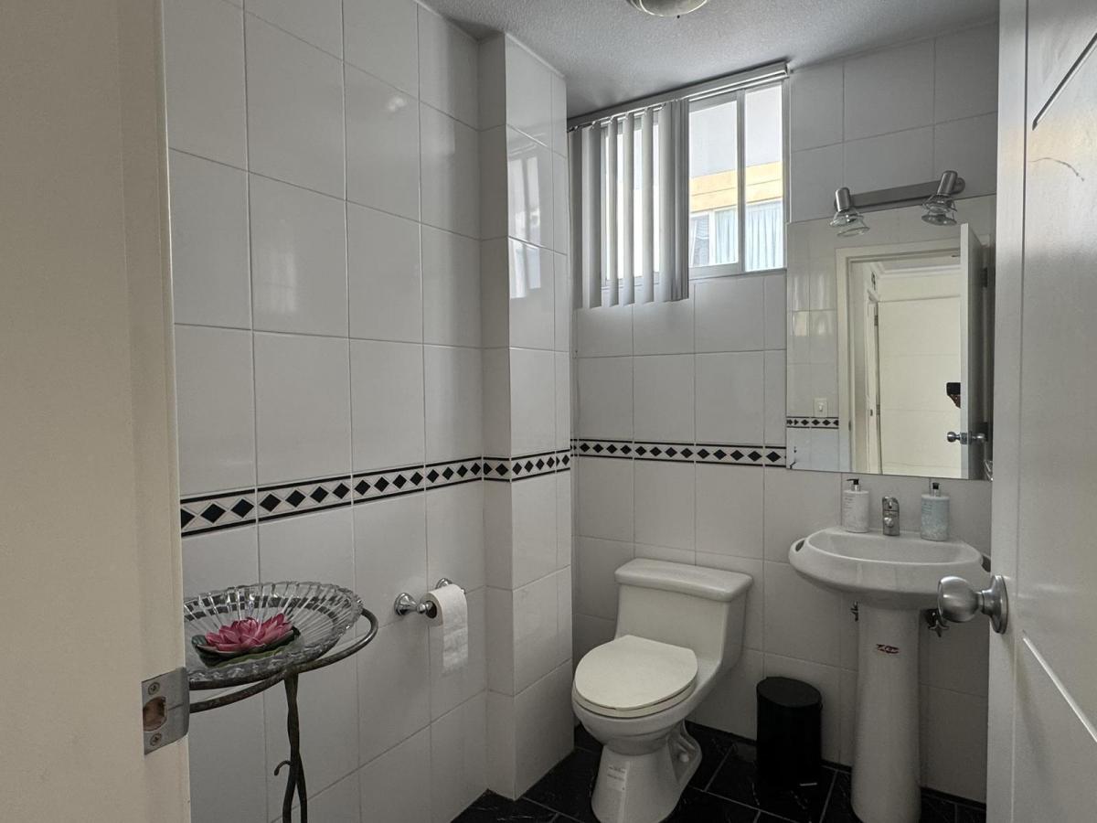 Venta Departamento de 3 Dorm. en La Urbanización El Condado - Quito — imagen 9