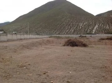 Renta Terreno de 20.835 m² con Cerramiento y Oficina en La Mitad del Mundo - Quito — imagen 2