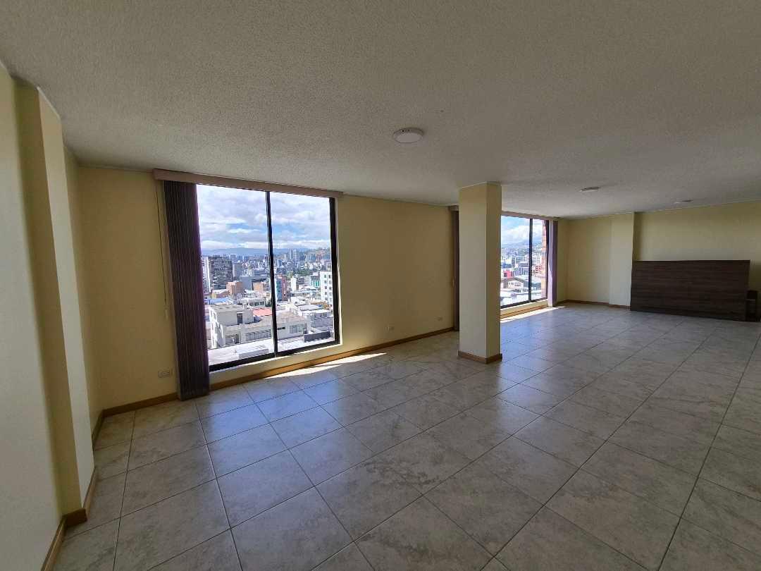 Venta Departamento 3 Dorm., 2 Parqueos, Vista, Edificio Seguro — imagen 10