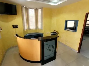 Casa Comercial en Venta Remodelada Oficinas, Galpón - Centenario - Mae. Recalde, Guayas — imagen 2