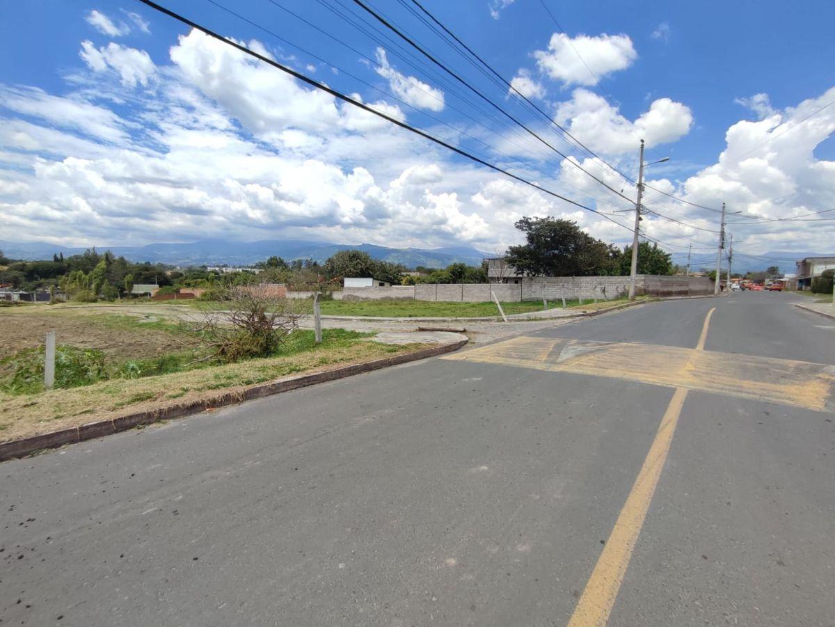 Terreno en Venta Plano 743 m² Tumbaco — imagen 2