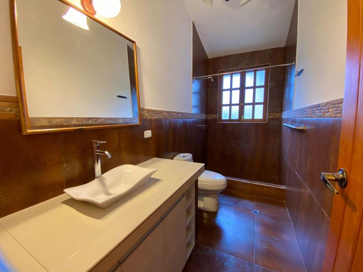 En Venta, Casa de Una Planta, Capelo — imagen 3