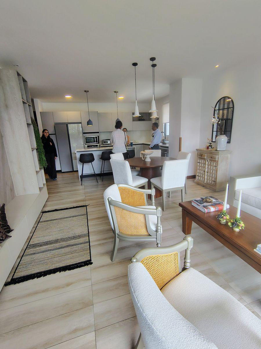 Vendo en Cumbaya Hermoso Departamento 3 Dorm. con Baño en Zona de La Primavera — imagen 9