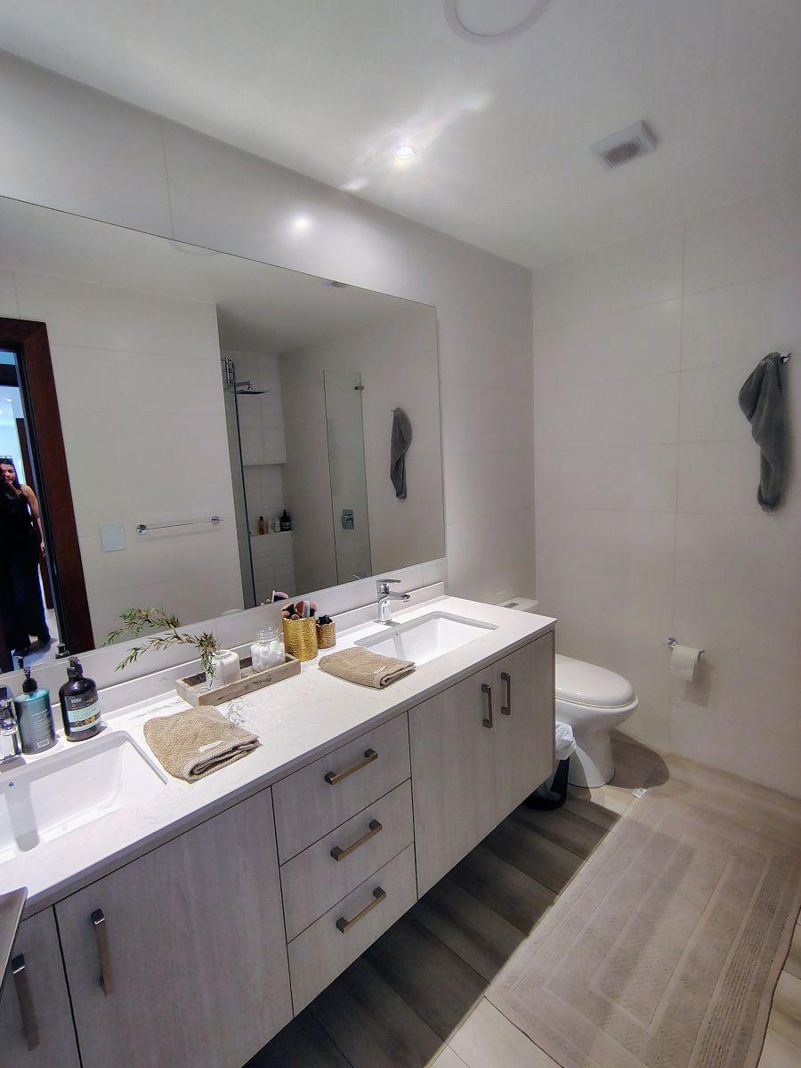 Vendo en Cumbaya Hermoso Departamento 3 Dorm. con Baño en Zona de La Primavera — imagen 7