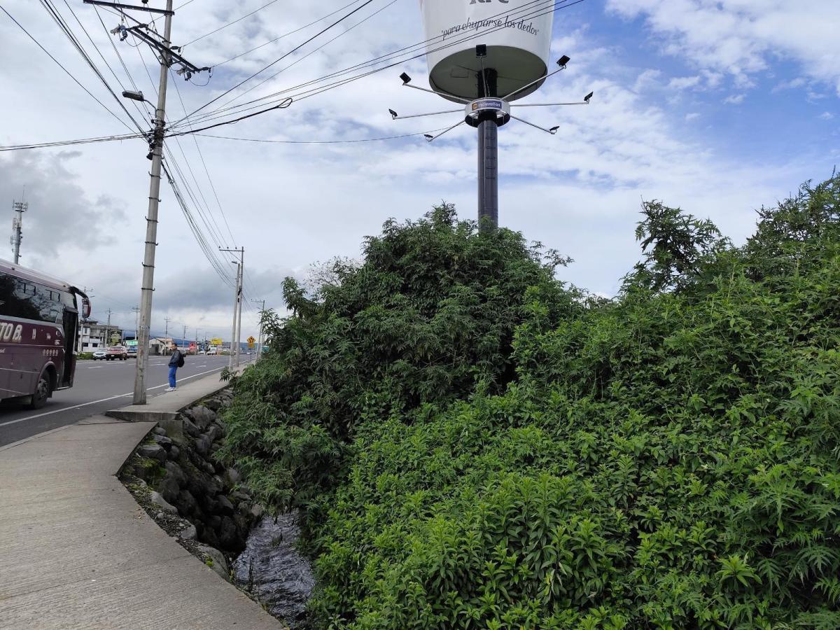 Terreno Esquinero 3.6 Hectáreas en Venta en Machachi Sobre La Panamericana — imagen 10