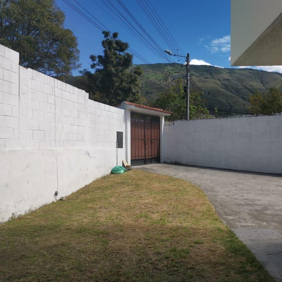 Casa Rentera en Venta Sector Pusuquí con 3 Departamentos — imagen 7