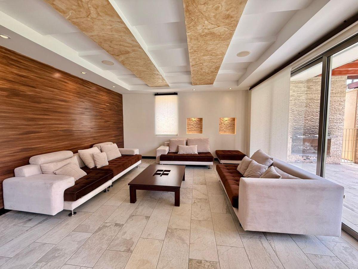 Casa de Lujo en Venta – Sector Ponciano — imagen 9