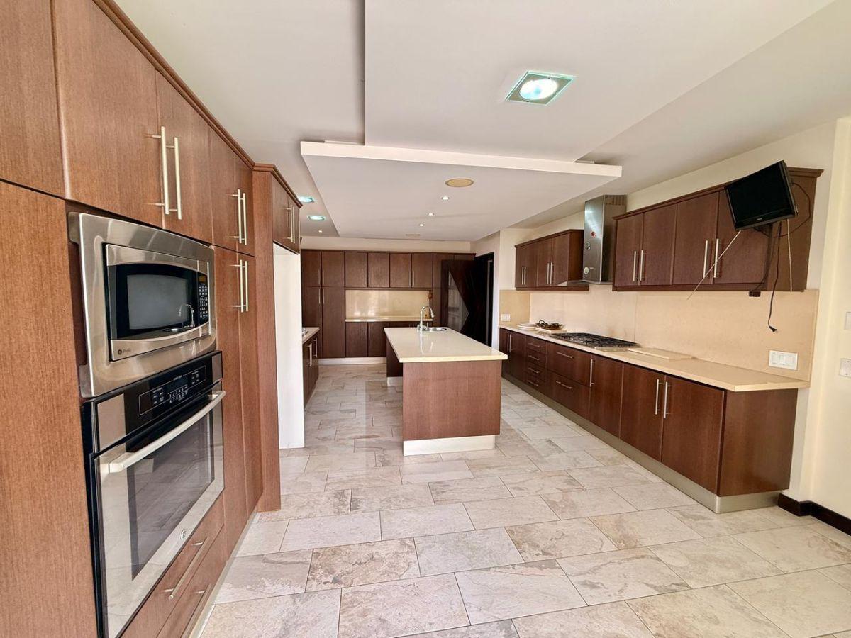 Casa de Lujo en Venta – Sector Ponciano — imagen 4